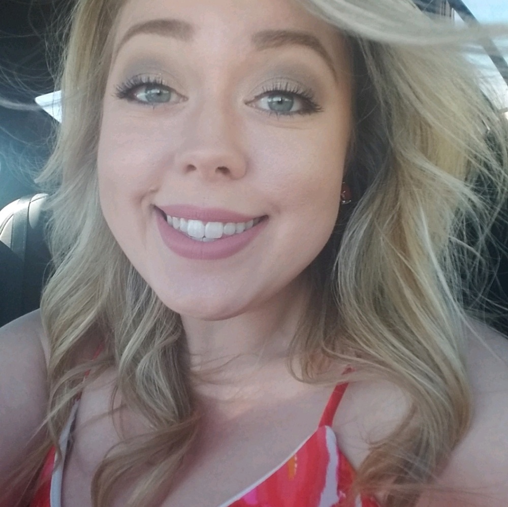 Meet your Posher, Brittany